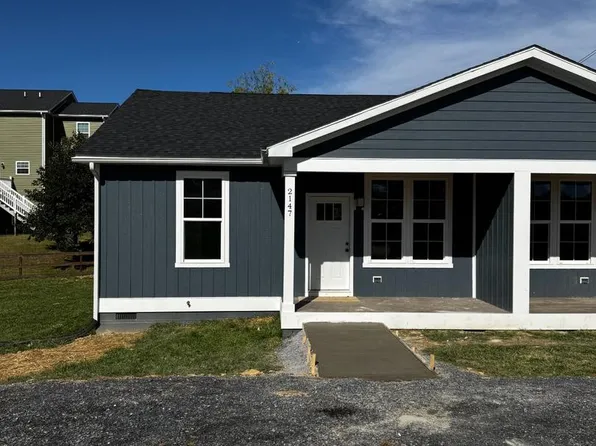 2147 Charles Town Rd #3, Martinsburg, WV 25405