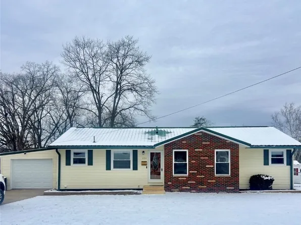 204 Edgewood Cir, Ripley, WV 25271