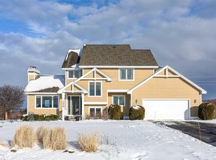 7370 Westwind Rd, Traverse City, MI 49686