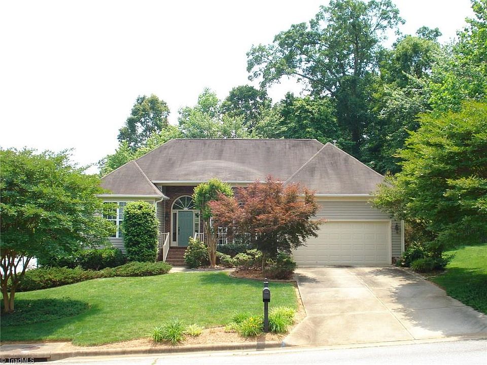 1st image of 1 Crab Tree Ct