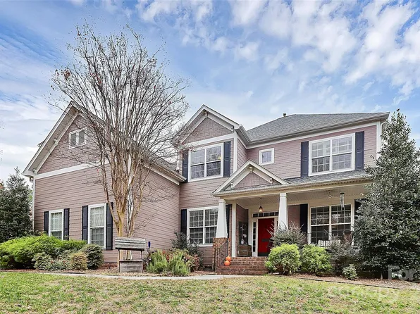 1912 Newberry Ln, Tega Cay, SC 29708