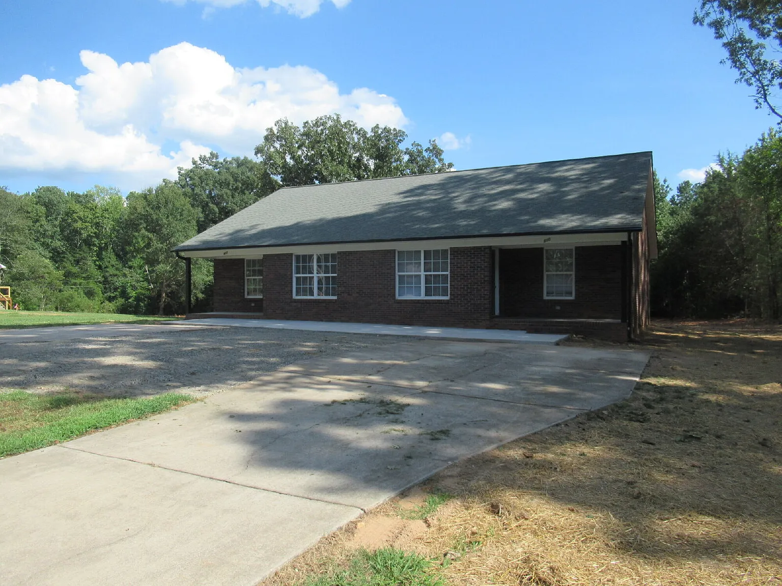 2 bed, 2.0 bath, $1,350 — Photo 1