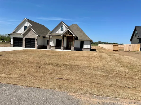 1488 Darlene Ln, Fort Gibson, OK 74434