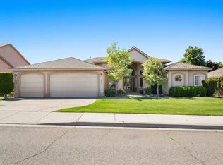 3610 S Johnson St, Kennewick, WA 99337