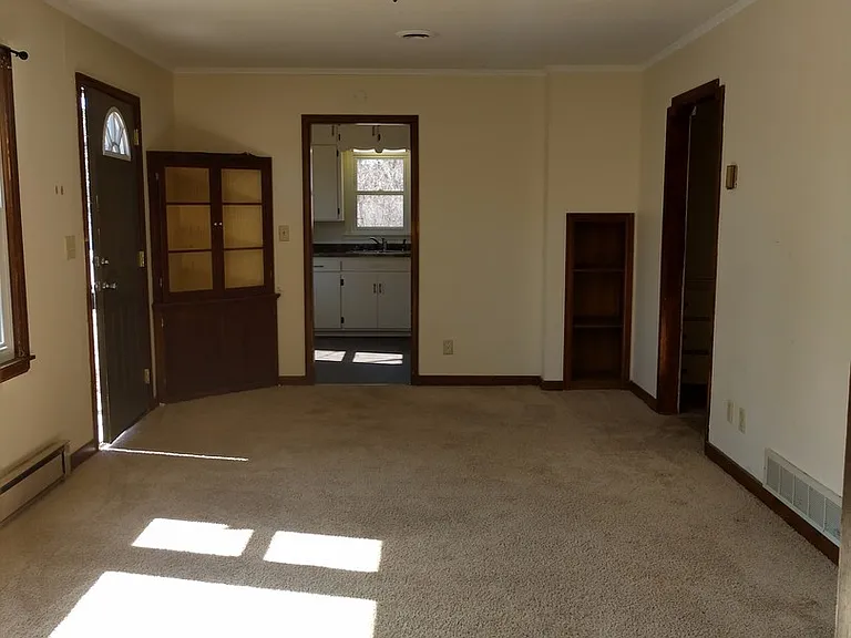 702 Main St — Photo 10