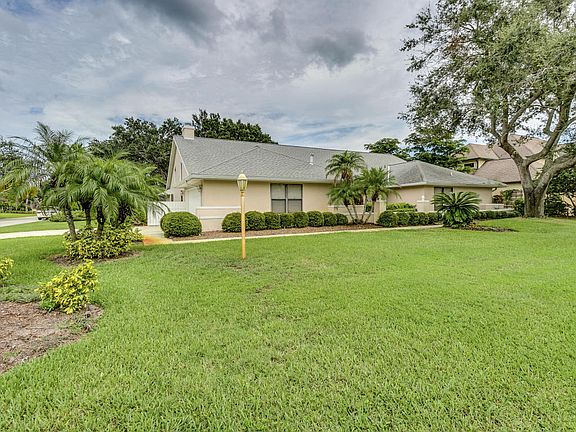 2nd image of 665 Woodbridge Dr