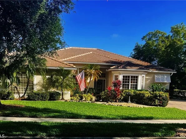 10551 Curry Palm Ln, Fort Myers, FL 33966