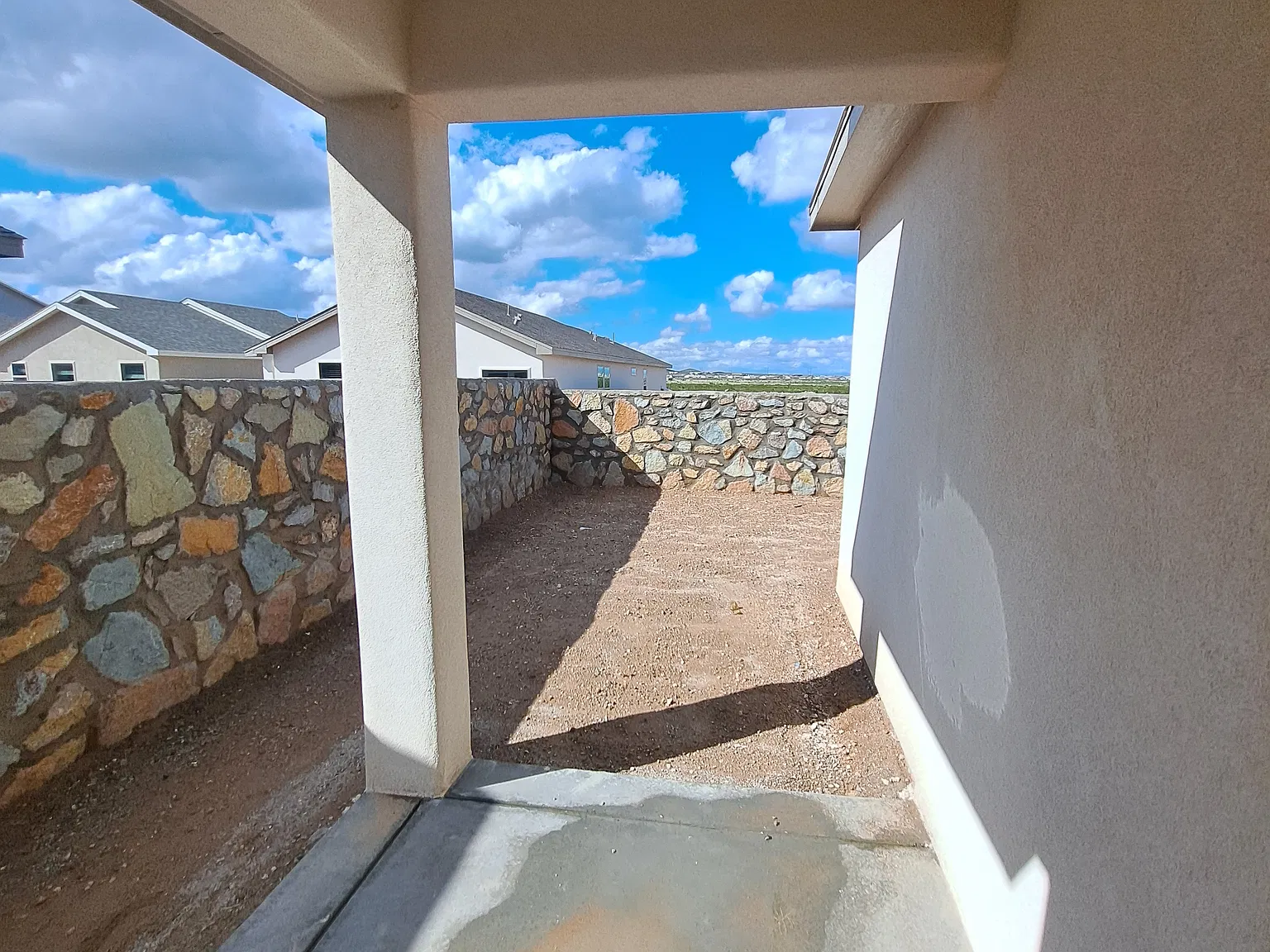 4 bed, 1665 sqft, $2,000 — Photo 3