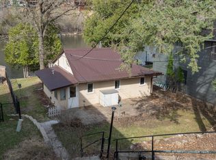 40268 Ryans Bay Rd, Zumbro Falls, MN 55991