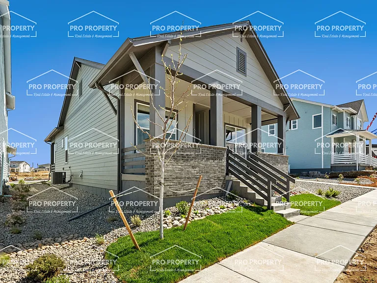 6384 Elk Pass Ln — Photo 2