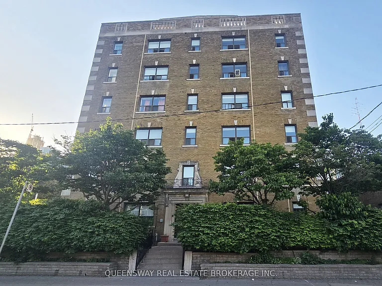 110 Wellesley St E #508 — Photo 18
