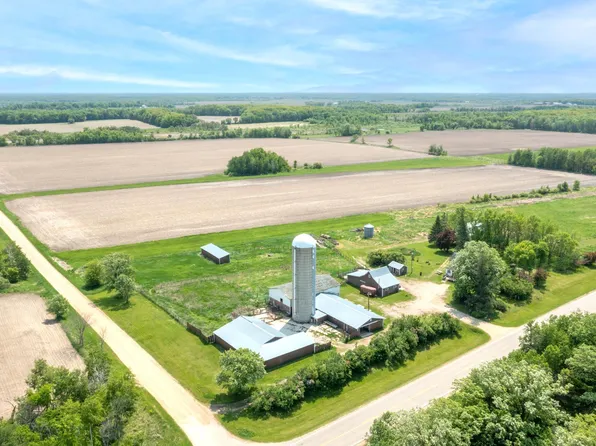 41936 County Road 75, Bertha, MN 56437