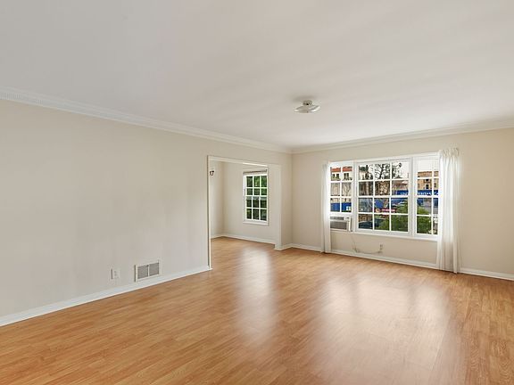 2nd image of 2053 N Vermont Ave