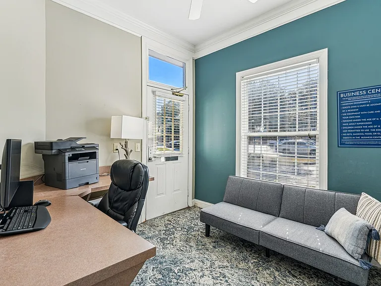 Woodland Crossing Apartment Homes — Photo 13