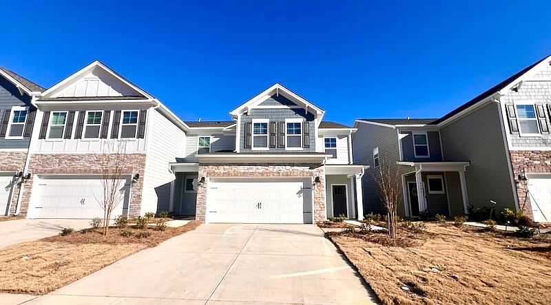 1st image of 4384 Bronze Blvd