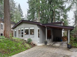 2376 King Albert Ave, Coquitlam, BC V3J 7E4