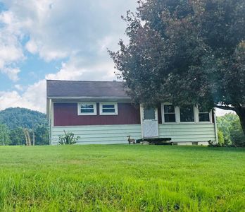 22370 Midland Trl, Victor, WV, 25938