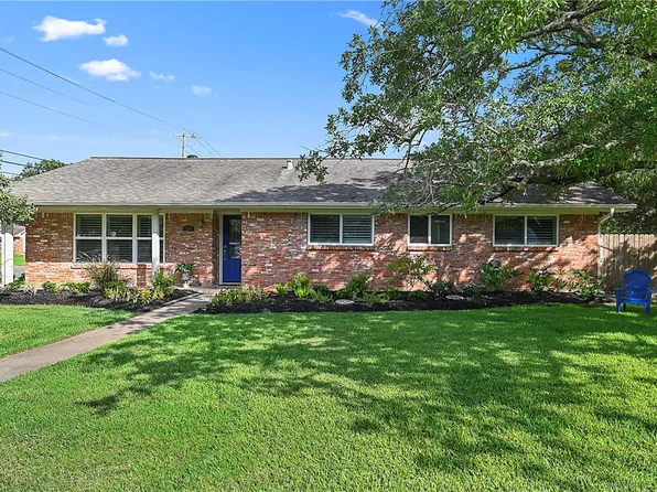 1204 Pershing Dr, College Station, TX 77840
