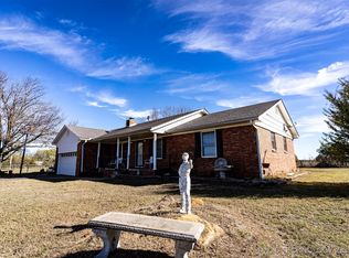 815 S Oak Grove Rd, Cushing, OK 74023