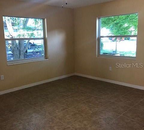 4th image of 2414 51st Avenue Dr W