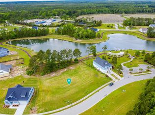 252 Twining Rose Ln, Holly Ridge, NC 28445