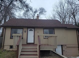 1110 Myrtle Ave, Waterford, MI