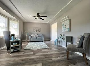8244 Clare Rd, Lenexa, KS 66227
