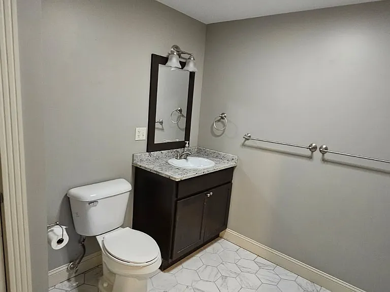 321 E Seneca St — Photo 8