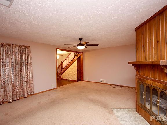 5th image of 2012 W Albany Ave