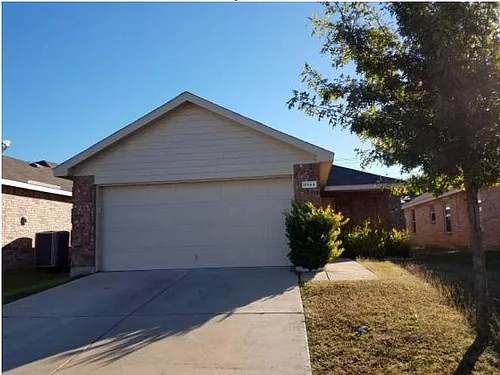 8944 Sun Haven Way Photo 1