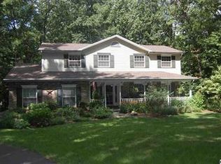 650 Shannon Rd, Boiling Springs, PA 17007