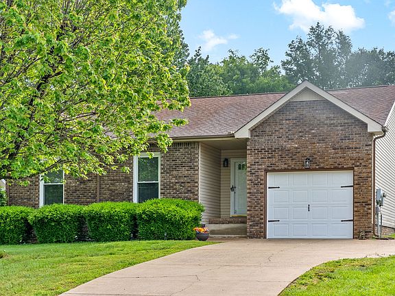 3rd image of 274 Kathleen Ct