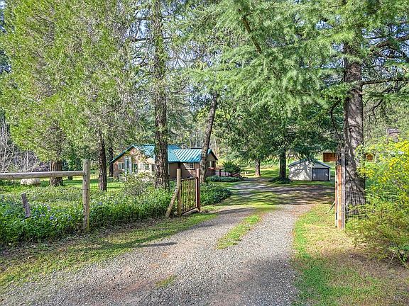 5th image of 18707 Applegate Rd