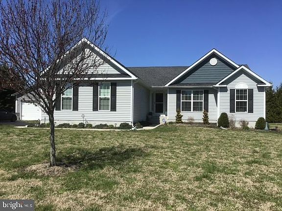 4th image of 20395 Spangler Dr