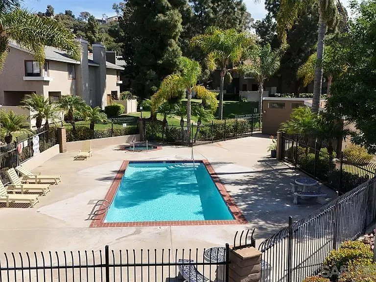 1512 Concord Way #A — Photo 43