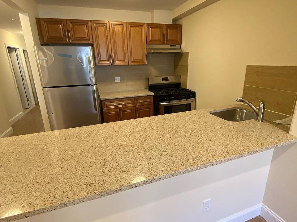 1st image of 8613 Kingston Pl APT 2
