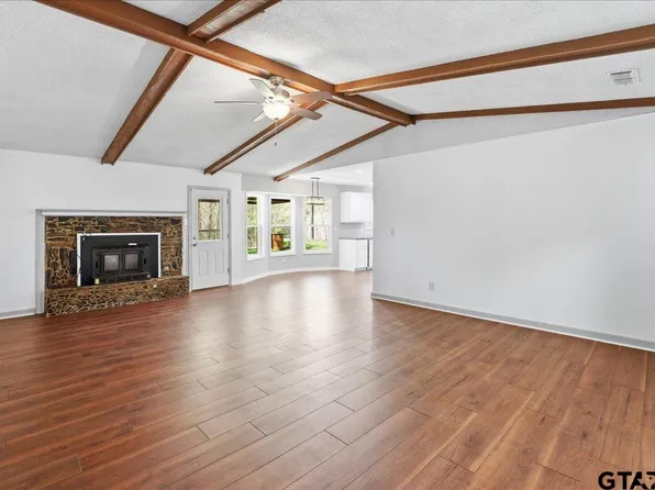 227 County Road 2425, Mineola, TX 75773