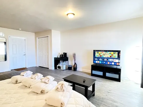 6 S South, North Myrtle Beach, SC 29582