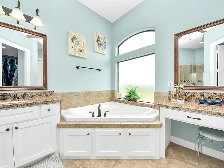 11726 W Grand Pond Dr — Photo 27