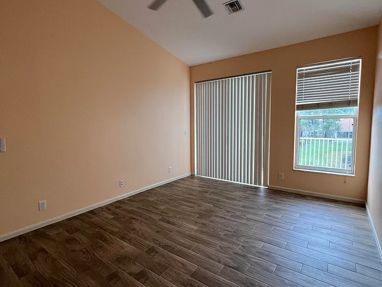 9312 World Cup Way — Photo 12