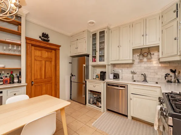 49 Revere St APT 4, Boston, MA 02114