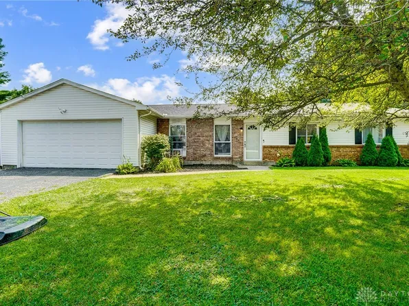 744 Black Foot Trl, Jamestown, OH 45335