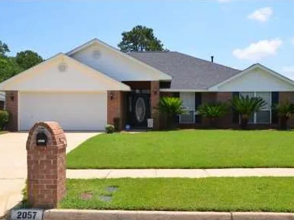 2057 Milton Ct, Mobile, AL 36695