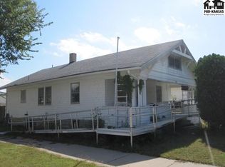 728 N Monroe St, Hutchinson, KS 67501