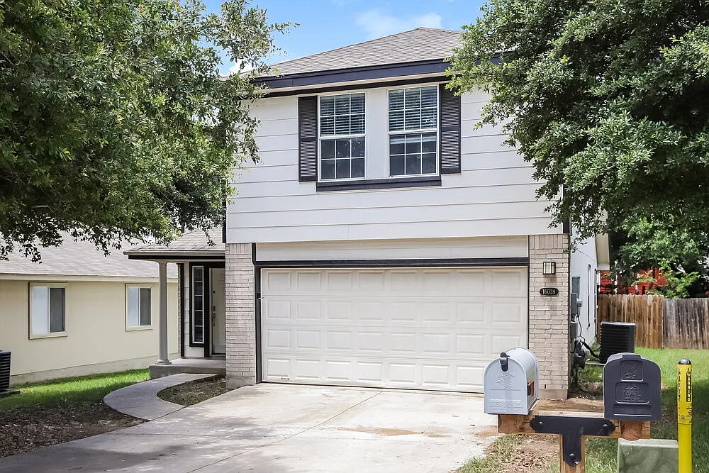 4 bed, 3.0 bath, 1898 sqft, $1,970 — Photo 4