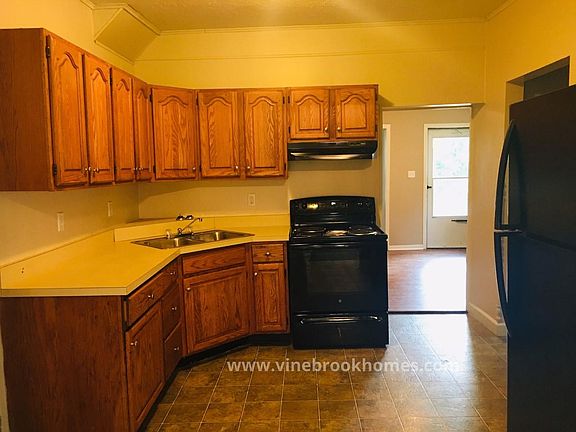 3rd image of 1108 Haviland Ave