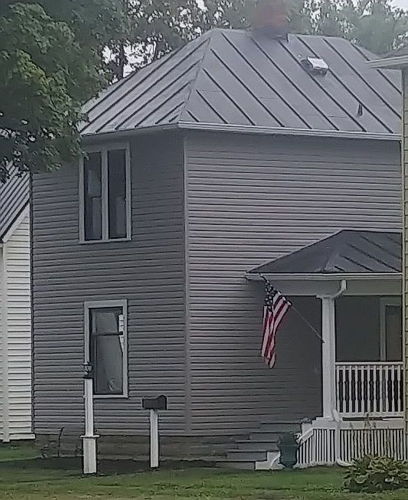 1st image of 512 W Sugar St