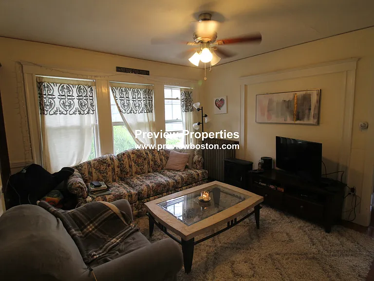 14 Champney St #2P — Photo 13