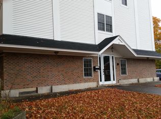 49 Market St, Somersworth, NH 03878