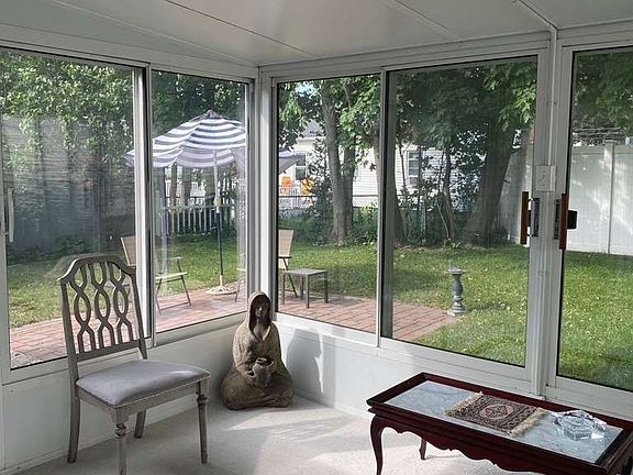 3rd image of 41 Bronx Rd